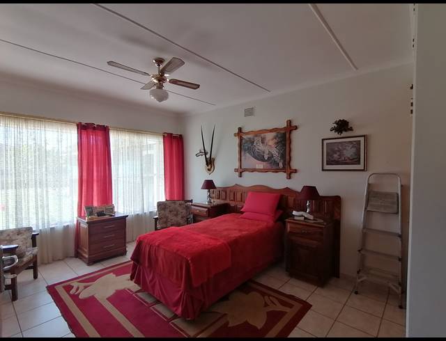 4 BEDROOM FREESTANDING SOLD IN STILFONTEIN EXT 4